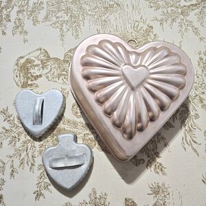 Vtg Heart Shaped Jello Mold